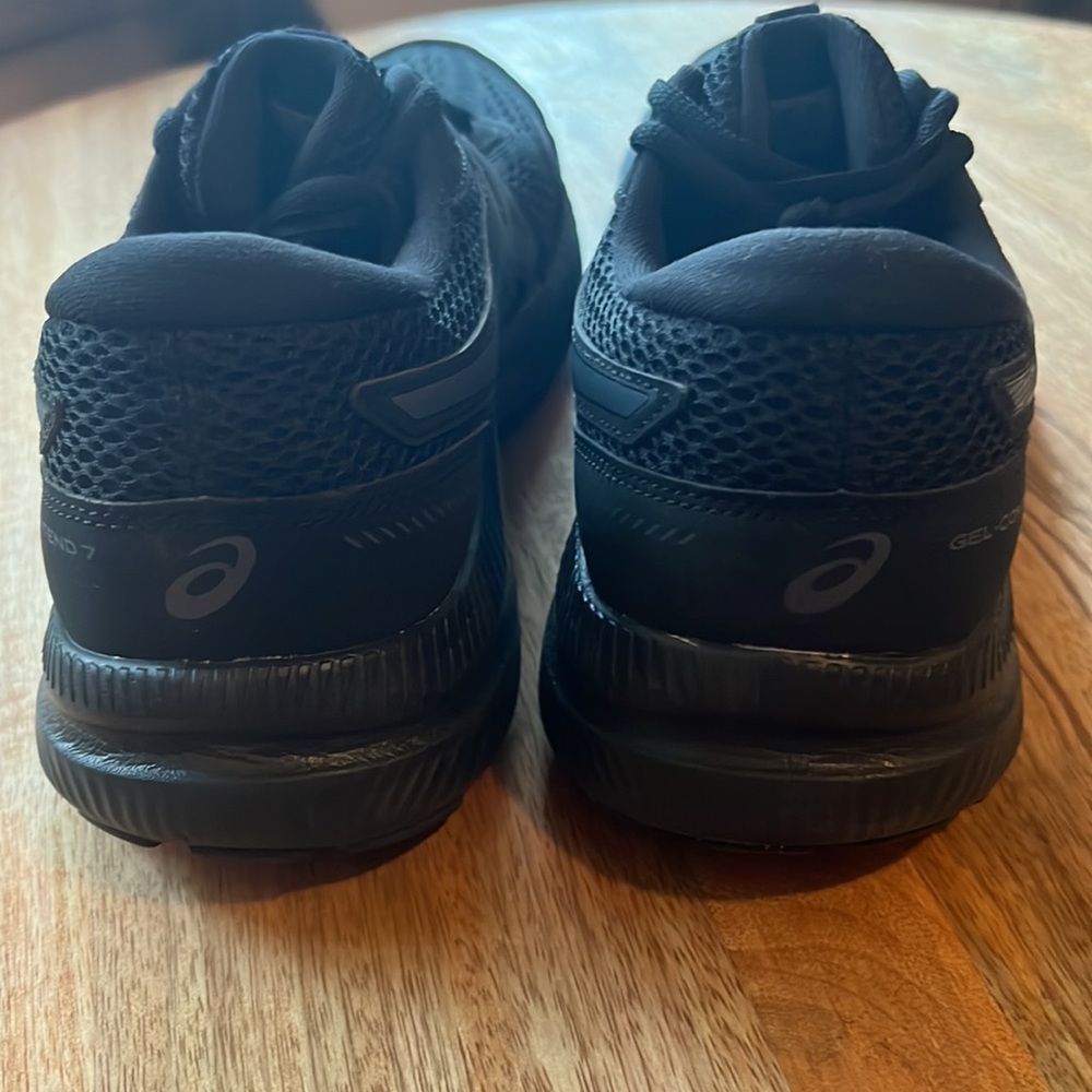 🔥ASICS SNEAKERS🔥 - Picture 7 of 8